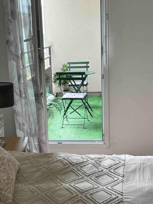 Appartement 2 Pieces 5Min Gare Val D'Europe Parking Inclus Montevrain Exterior photo