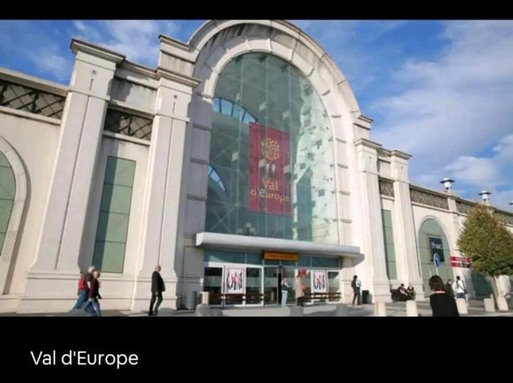 Appartement 2 Pieces 5Min Gare Val D'Europe Parking Inclus Montevrain Exterior photo