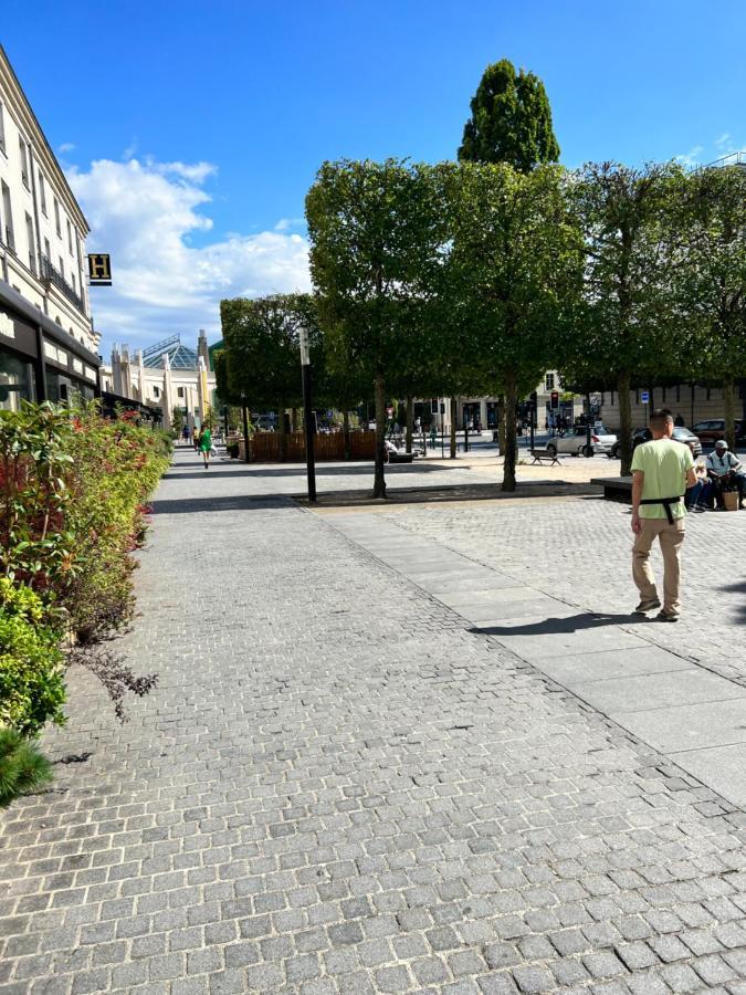 Appartement 2 Pieces 5Min Gare Val D'Europe Parking Inclus Montevrain Exterior photo